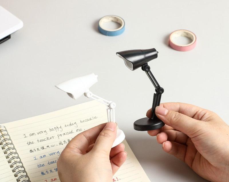 Foldable Magnetic LED Mini Desk Lamp